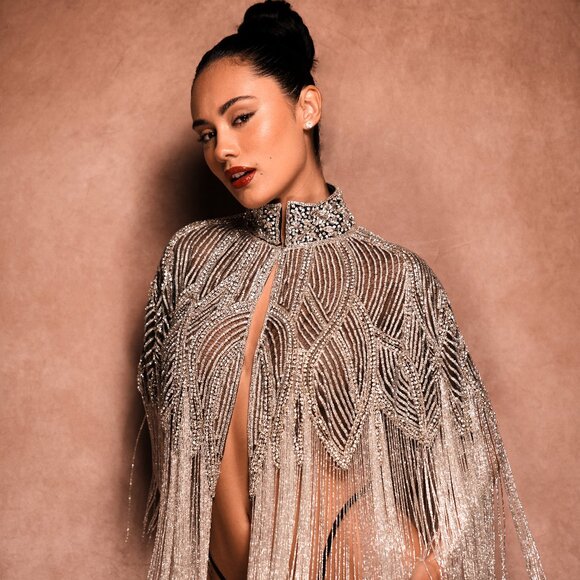 Crystal Silver Fringe Rhinestone Cape, Luxury Sequin, Festival Rave Shawl - Picture 2 of 7